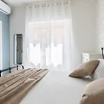 Speakeasy דירה